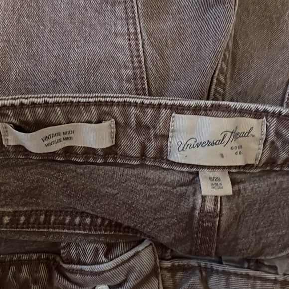 Universal Thread Jean Shorts - Picture 3 of 3